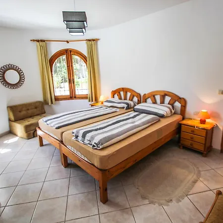 Villa La Perla - Sea View With Private Pool In *