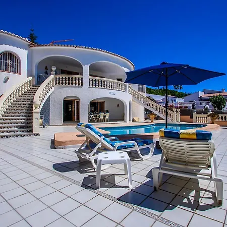 Villa La Perla - Sea View With Private Pool In *